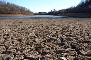 California drought dry riverbed 2009 large