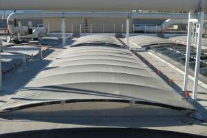 Structurally supported closed